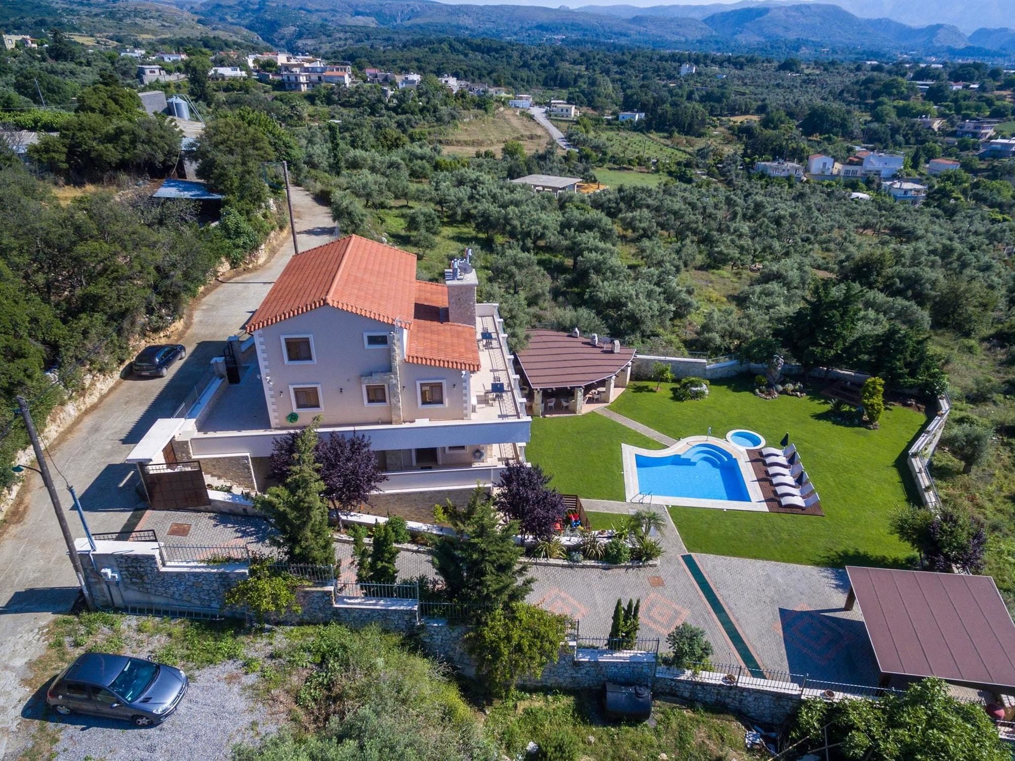 With 2 Bedrooms In Kaloniktis-rethymno, With Pool Access And Ретимно